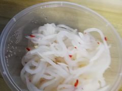 酸辣萝卜丝-小蛮妞家螺蛳粉(凯旋路店)