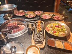 -韩烧牛中牛·甄选黑牛烤肉(黑金店)