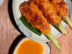 柠檬草虾饼串-fatty angel东南亚餐酒吧