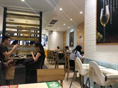 大堂-吉野家(长沙五一广场IFS店)