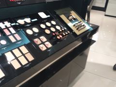 -Chanel(德基广场店)