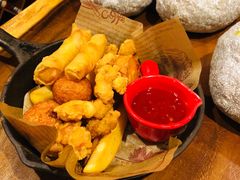 -more than meow吴止猫主题餐厅(承德 中船汇店)