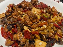-巴扎屋大盘鸡·新疆菜(汇嘉时代店)
