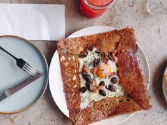 鸡蛋蘑菇熏肉荞麦可丽饼-RAC BAR(安福路店)