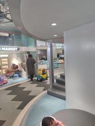 -MINI MARS 脚下的城市乐园·餐饮·派对(静安江宁店)