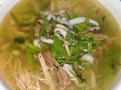 芹菜香干目鱼面～-老地方面馆(思南路店)