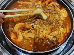 -三清洞摩西韩式年糕火锅(威高广场店)
