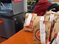 -塔斯汀中国汉堡(白云京溪地铁站店)