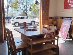-阿婆情腊排骨火锅(金虹路店)