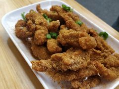-爆炸头阿姨小四川正宗川味小吃(无任何分店)