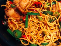 小炒肉拌面-丝恋丝娃娃(逸天城国贸店)