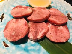 -山川小町·极番烧肉(新地假日广场店)
