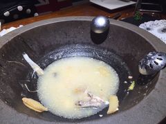 -咕嘟草帽鱼·牛奶一样的鲜鱼汤(包河万达广场创始店)