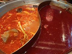 -沸炉重庆老火锅(军事博物馆店)