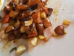 -云海肴·汽锅鸡·云南菜(天山百盛优客店)