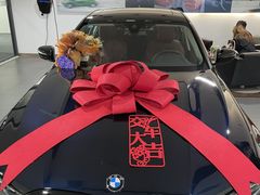 -上海宝信宝马4S店