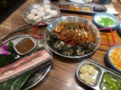 -明洞阿姨·韩式酱蟹烤肉·创意料理(三元桥店)