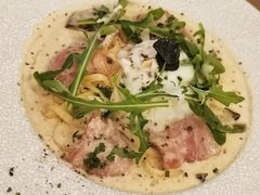 -Mark&Mars Restaurant