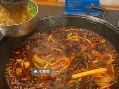 -鸿顺老铁锅美蛙鱼府(解放碑店)