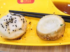 -小杨生煎(金山百联购物中心3楼店)
