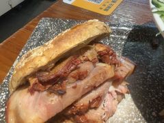 -老天桥酱肉烧饼夹肘子(天桥店)