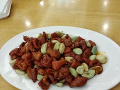 腊八蒜烧肥肠-凯思大酒店