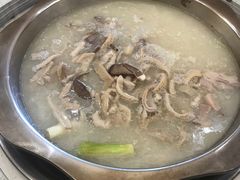 -邱羊子烤全羊羊肉馆(中优·观澜店)