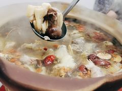 -威邵鸡煲(西华路总店)