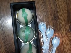 -蜜蜂小象·榴莲千层蛋糕(时代汇11栋店)