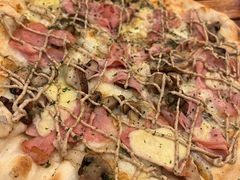 -城市大道红炉披萨烘焙坊