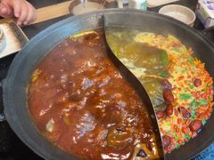 -鹿鸣山草本茶香火锅(园西路店)