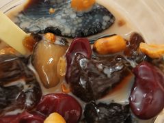 -八婆婆烧仙草(中山路店)