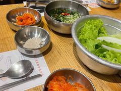 餐前小菜-姜虎东白丁烤肉(虹桥天地店)