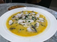 金汤酸菜鱼-聚丰园•湖鲜餐厅(阿红私房菜梅石路店)
