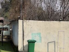 -东湖小天池真人CS彩弹野战基地