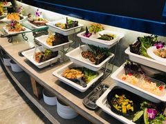 自助取餐区-粤海璇宫·木棉花高空旋转餐厅·聚会派对