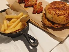 -必胜客(万达百货店)