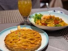 -敦煌山庄摘星阁