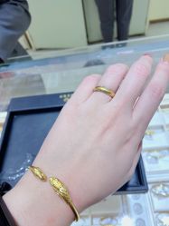 -菜百首饰店(东方新天地店)