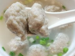 小船鱼丸汤-小船渔村•大连菜•大连焖鱼(明泽街店)