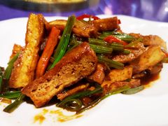 -温汤大酒店餐厅