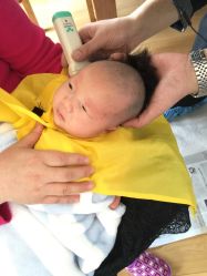 -龙文宝贝上门婴儿理发满月剃胎毛(普陀店)