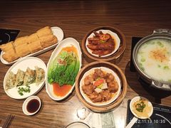 -珍宝轩海鲜火锅(碧湖大厦店)