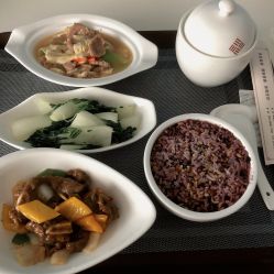 -梓爱月子中心(花都店)