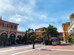 -佛罗伦萨小镇广佛名品奥特莱斯(疏港路店)