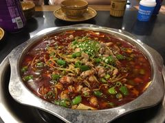 鲜锅兔-盐井记·自贡美蛙鲜锅兔(中和店)