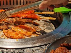 -阪尚皇·原切牛排·烤肉火锅自助(北京路店)