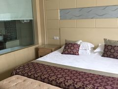 -春兰国宾馆(凤城河风景区老街店)