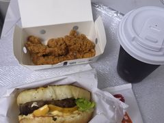 -必胜客(松雷店)