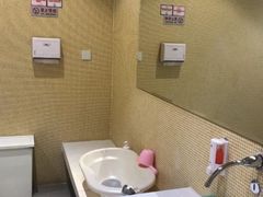 -爱睿思儿童早教亲子游泳(万象城店)